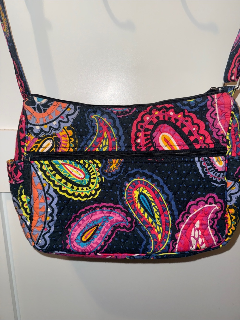 Vera Bradley On the Go Crossbody in Twilight Paisley EUC